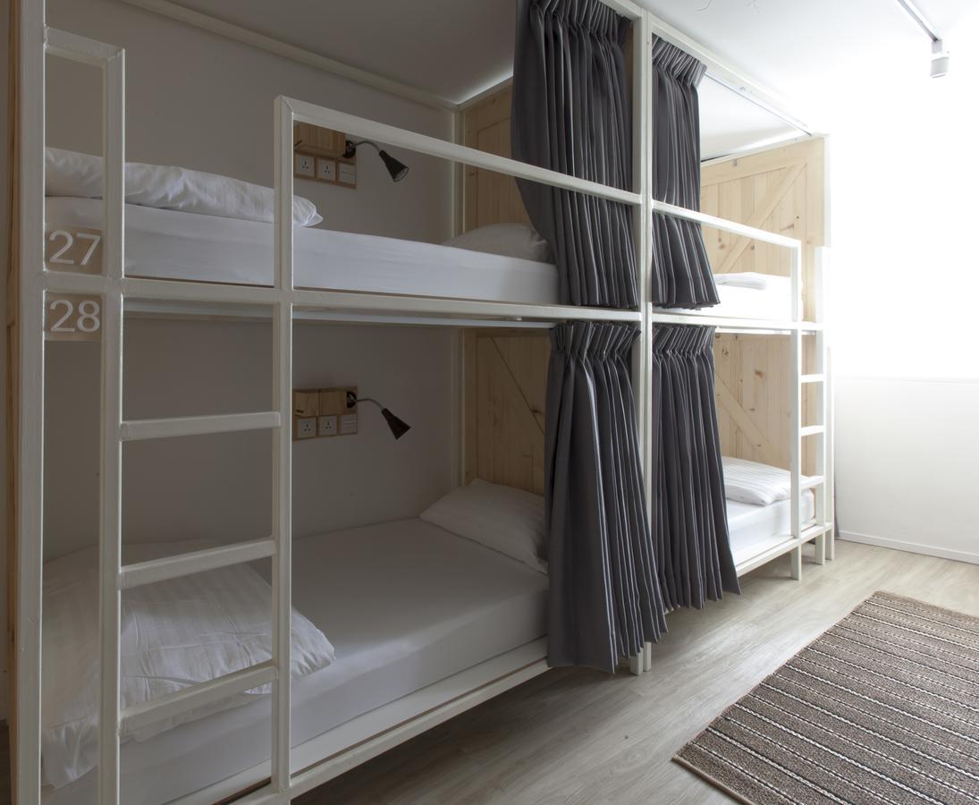 Pinto Hostel Бангкок Экстерьер фото