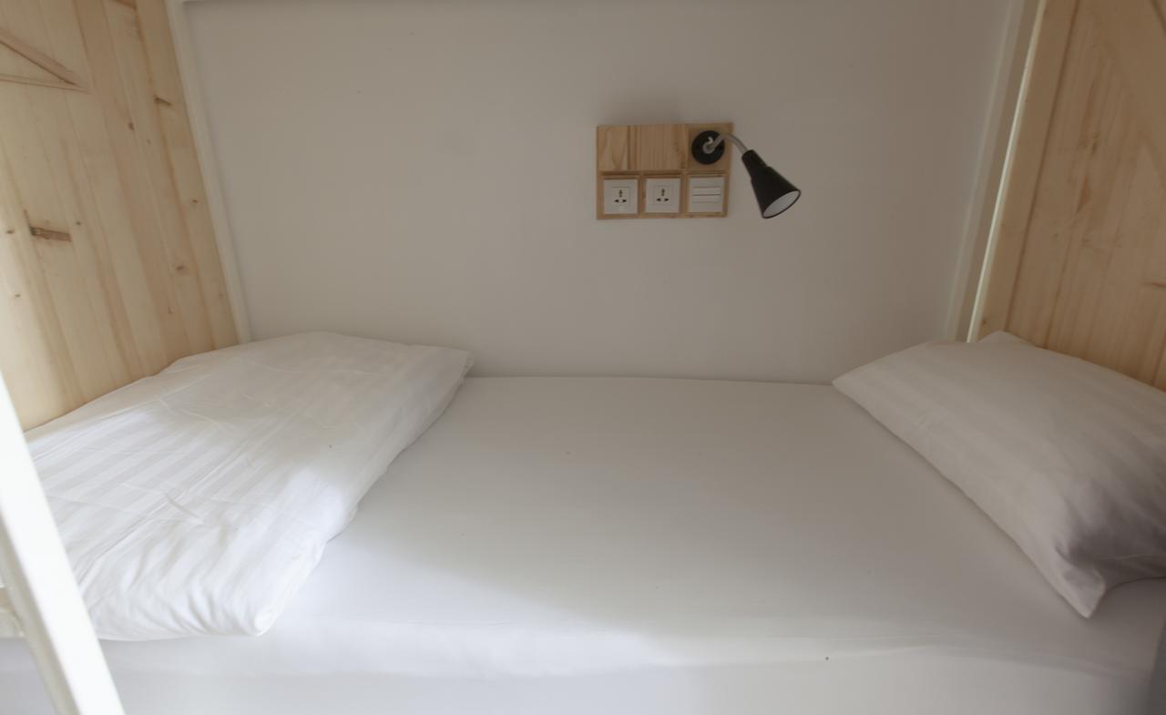 Pinto Hostel Бангкок Экстерьер фото